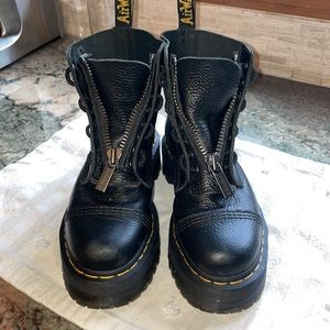 Doc Marten Sinclair pebble leather